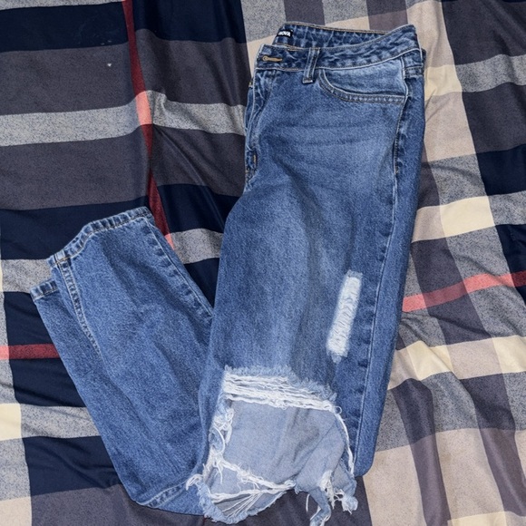 2 fashion nova jeans - Picture 4 of 6